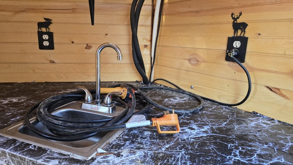 14' x 7' Quality Cargo Enclosed - Enclosed - Buy Repo Trailers