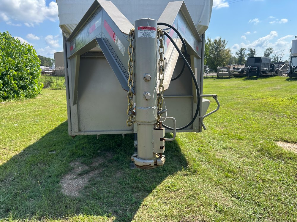 20'x7' East Texas Trailers Stock Trailers - 15,680 lbs