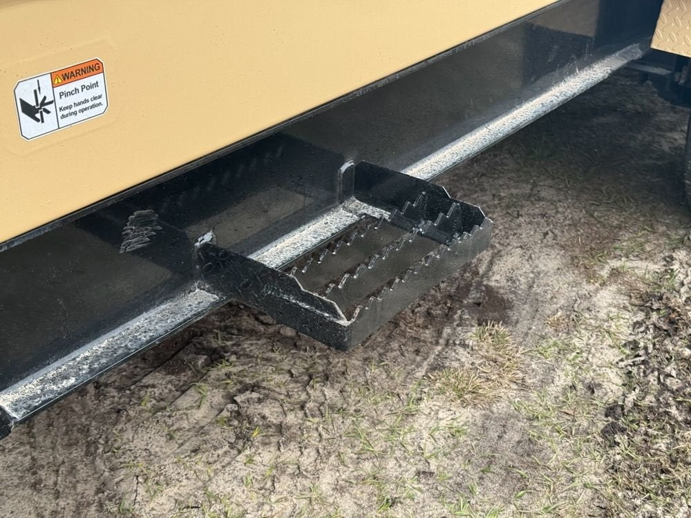 14' HZ7 GN Dump 36" Sides - 8K Axles - 620 Scissor - 14 ply Tires - 2 Speed Jack - Dump Trailers - Stryker Dealership Group