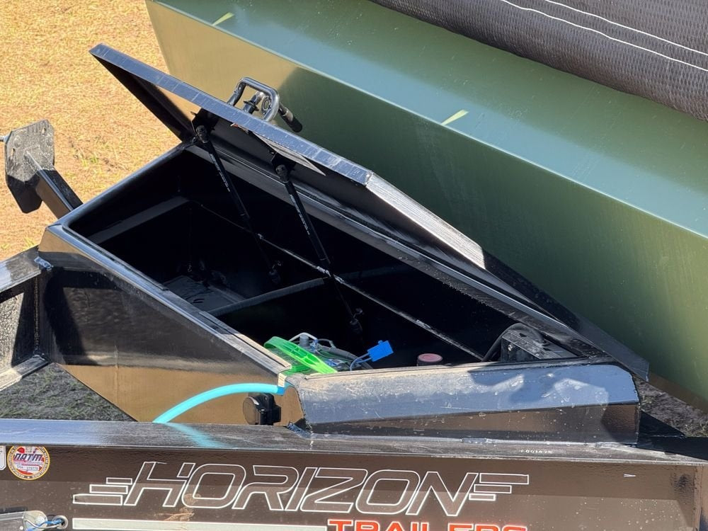 14' LZ7 Dump Trailer 30" Walls - Scissor Lift - 14K GWVR - 14ply Tires - 3 Way Door - Ramps - Dump Trailers - Stryker Dealership Group