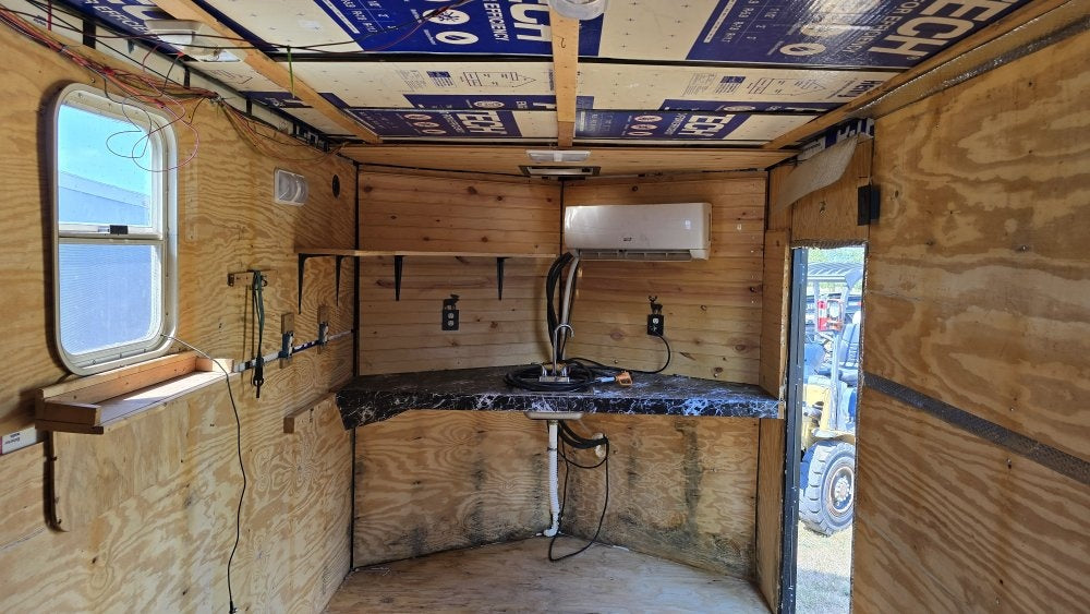 14' x 7' Quality Cargo  Enclosed - Enclosed - Buy Repo Trailers