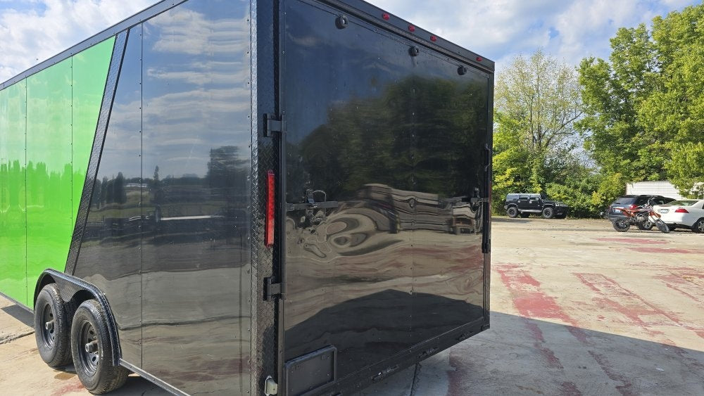 20'x8.5' Repo  Enclosed - Enclosed - Buy Repo Trailers